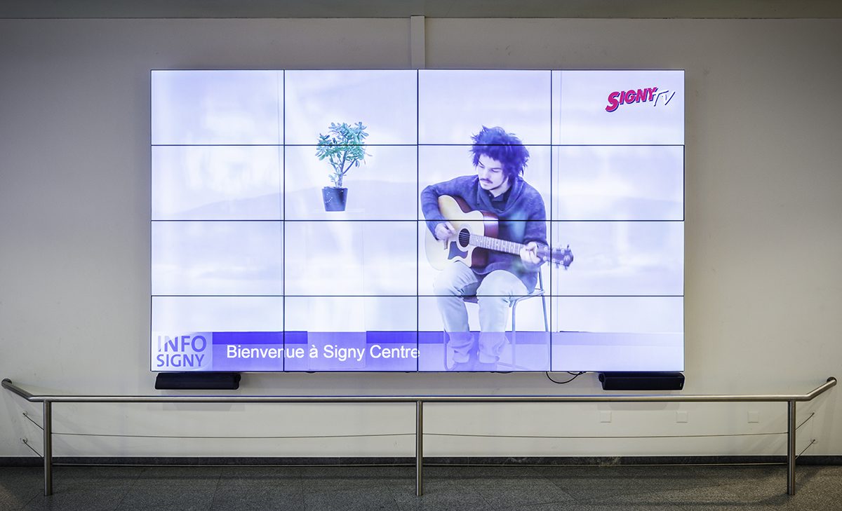 Signy centre mur d’écrans installés par Pixium.