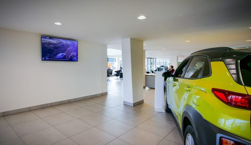 Groupe Leuba - Ecrans professionnels - Pixium-Showroom-Affichage Dynamique- Pixium