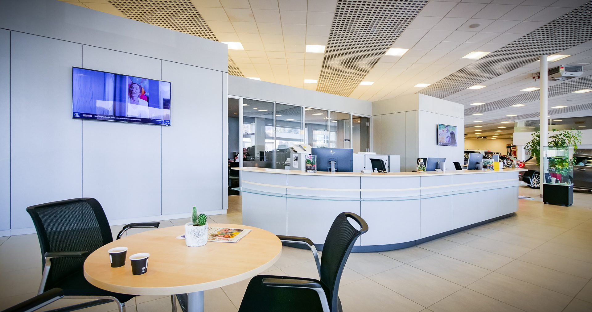 Groupe Leuba - Ecrans professionnels - Pixium